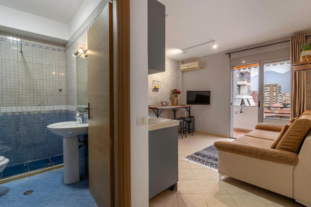 New Bazaar Apartment Tirana Exterior foto